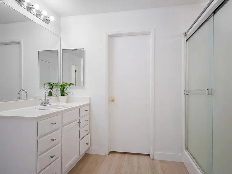 2311 Portifino St — Photo 5