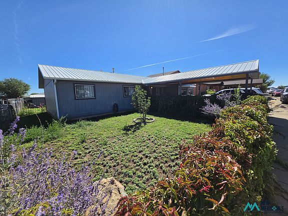 3rd image of 2424 Calle Contenta