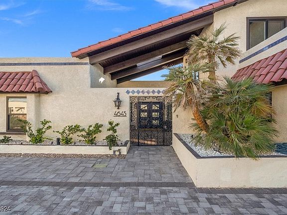 3rd image of 4645 Plaza Pecos Dr