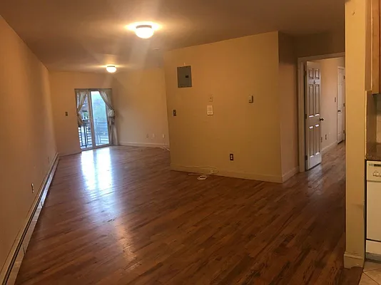 Rented by Compass | media 11