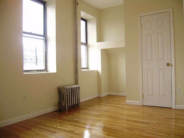 1st image of 1721 Lexington Ave APT 2