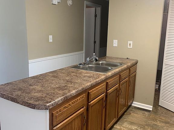 4th image of 3472 Hermitage Dr