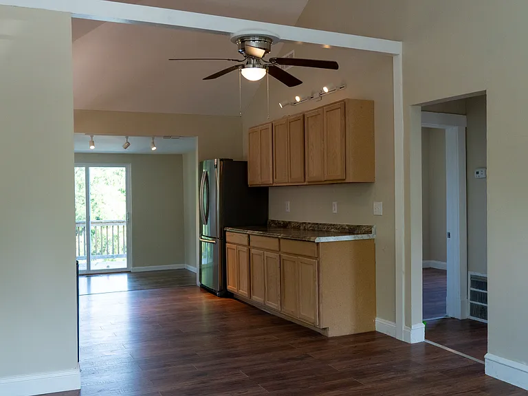244 Shiloh Ave — Photo 10