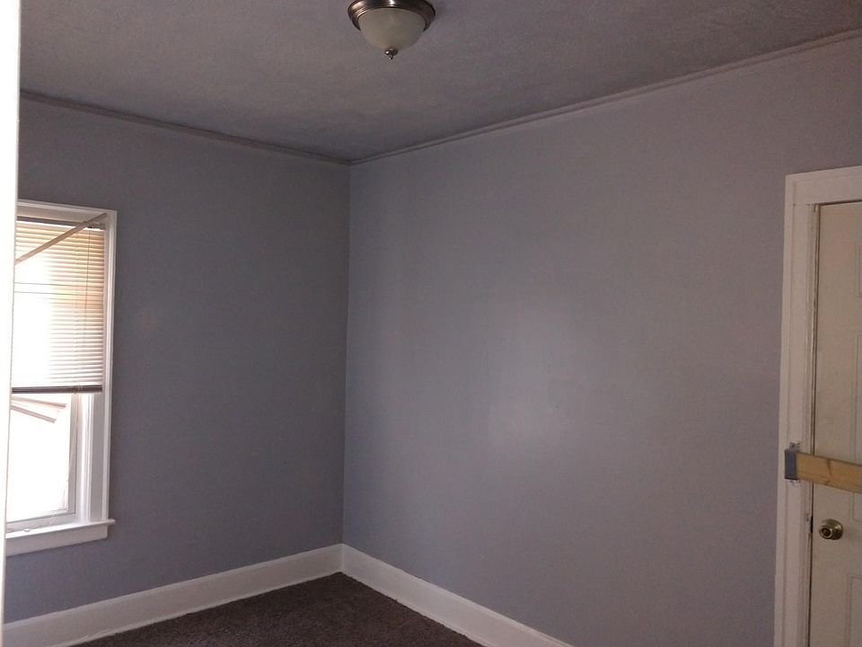 2nd image of 3289 Tyler St
