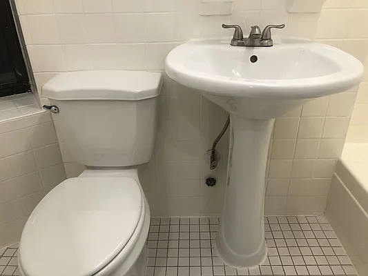 Rented by Waverly Realty Associates | media 48