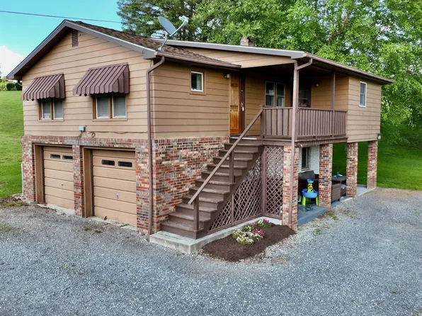 15012 State Route 12, Forest Hill, WV 24935