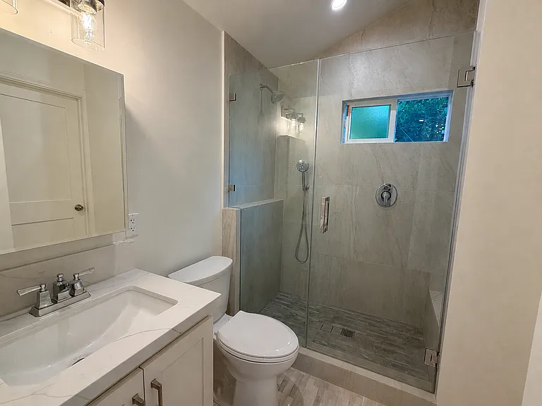 1901 N Edison Blvd — Photo 15