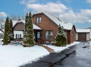 250 State St, Dubuque, IA 52003