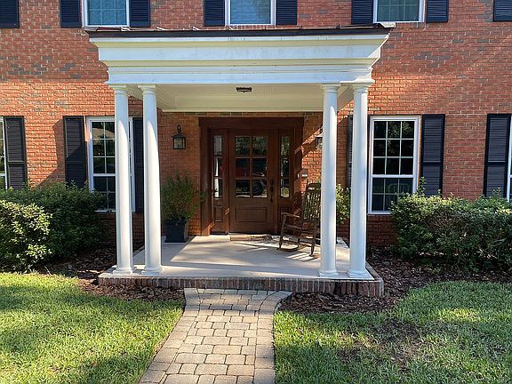 4th image of 2447 Birdwood Dr
