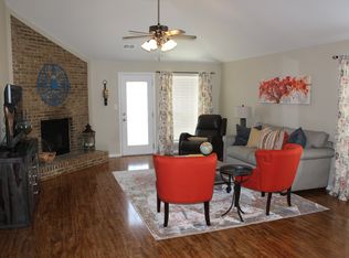 9726 Fairway Ridge Rd, Charlotte, NC 28277