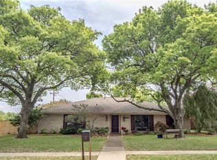 301 Canyon Valley Dr, Richardson, TX 75080