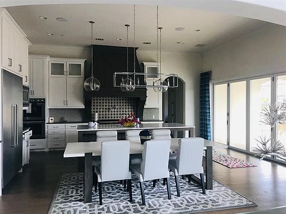 5th image of 2059 Lilac Ln