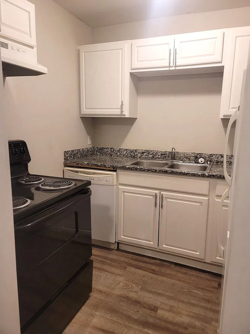 1B/1B Apartment Available in Sulphur-All Bills Paid-Section 8 Accepted — Photo 4