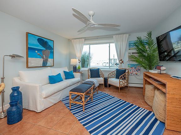 2nd image of 225 N Shore Dr APT 1