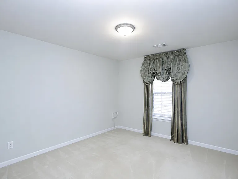 4026 Kingsley Park Ct — Photo 8