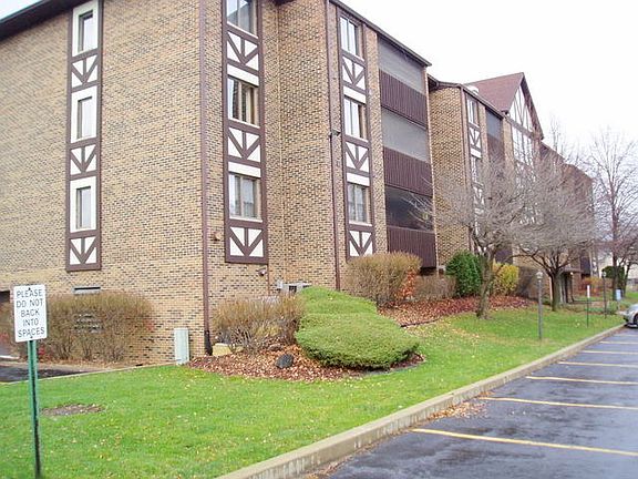2nd image of 10351 Menard Ave APT 320