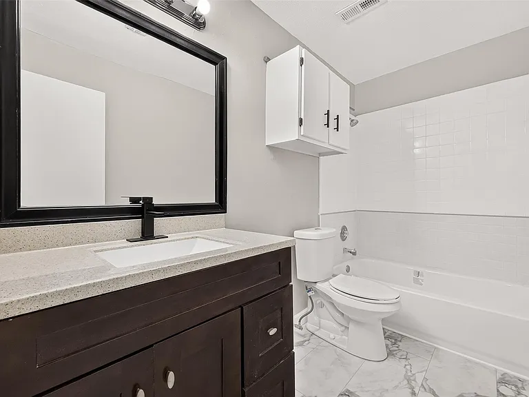 11202 Bandlon Dr — Photo 14