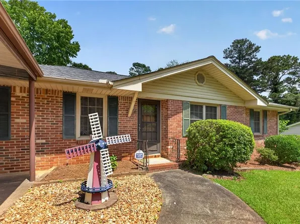4387 Chelou Dr, Austell, GA 30106