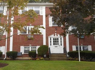 2 Nixon Ln APT 1, Stoneham, MA 02180