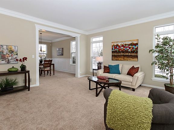 4th image of 1467 Saddleridge Pl