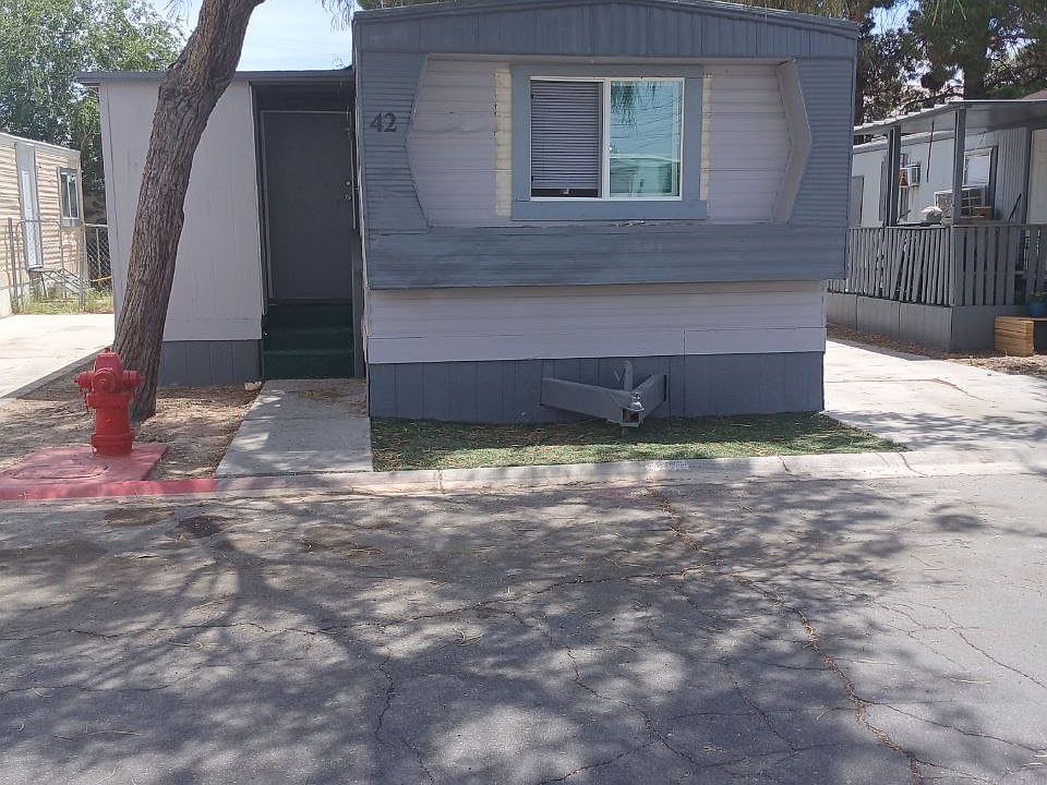 1st image of 4976 Stanley Ave Trlr 42