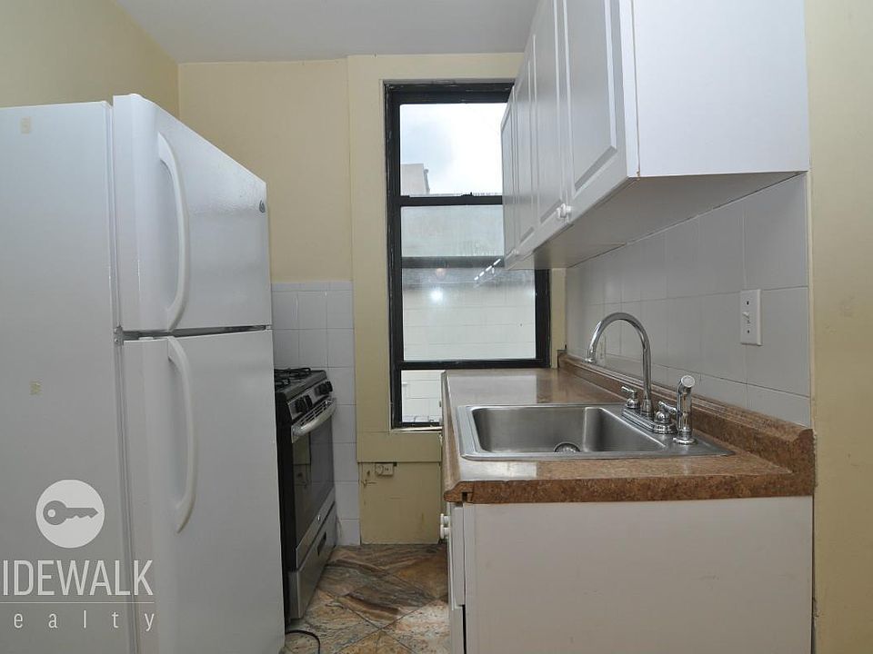2nd image of 1152 Welling Ct