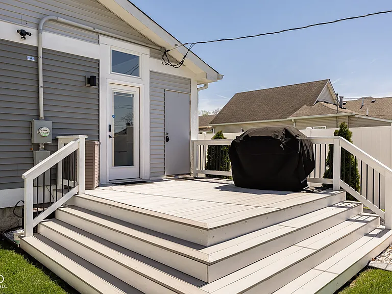 2934 Macpherson Ave — Photo 37