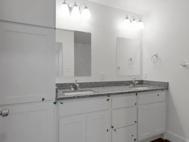 1924 Royal Loop #D — Photo 10