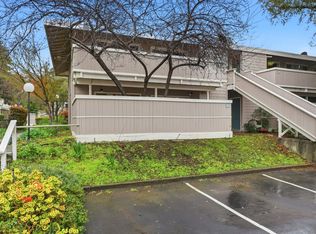 500 W Middlefield Rd APT 121, Mountain View, CA 94043