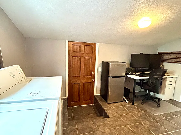 126 Galapago St — Photo 19