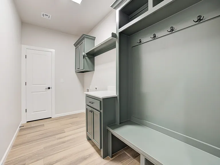 10421 SW 51st St — Photo 38