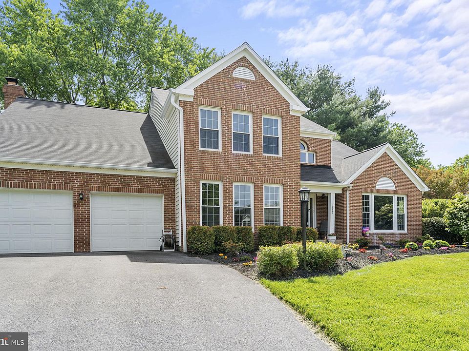 17284 Pickwick Dr, Purcellville, VA 20132 | Zillow
