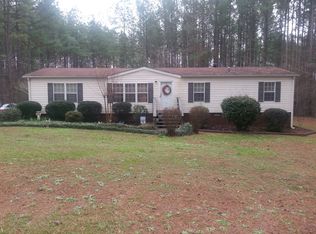 1050 Indian Bend Dr, Rutledge, GA 30663