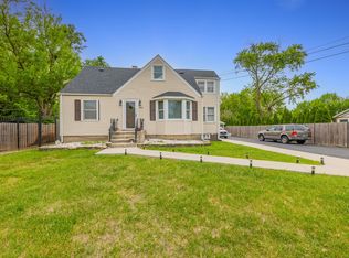5510 W 81st Pl, Burbank, IL