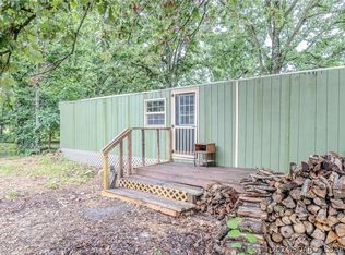 33540 Pawnee Dr, Lebanon, MO 65536