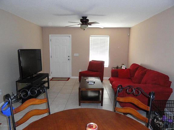 2nd image of 3521 Stillman St