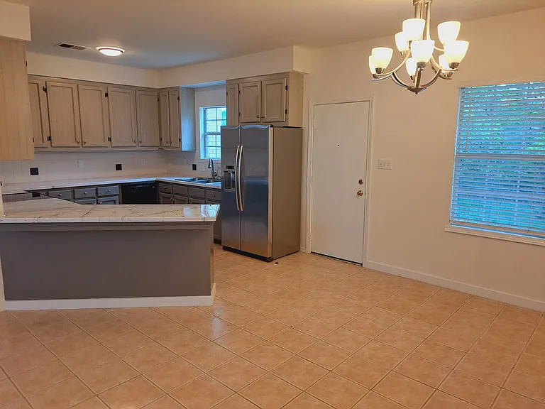 21604 Boggy Ford Rd — Photo 7