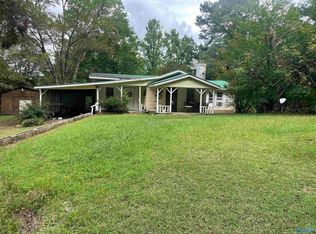 9710 Lay Springs Rd, Gadsden, AL 35904