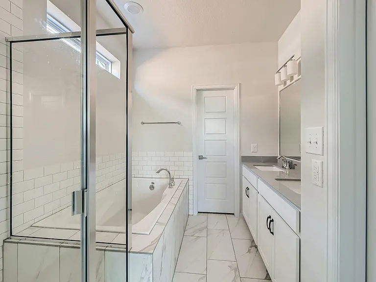 1408 Waterloo Shore Ln #7 — Photo 23