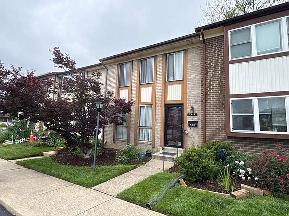 2nd image of 2405 Sun Valley Cir