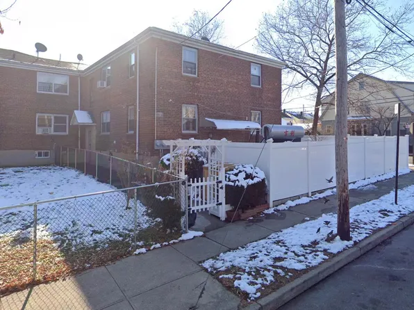 160-06 75th Rd Fesh meadow #3, Fresh Meadows, NY 11366