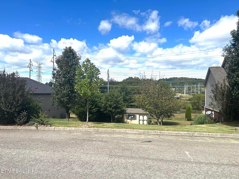 2nd image of 5651 Autumn Creek Dr