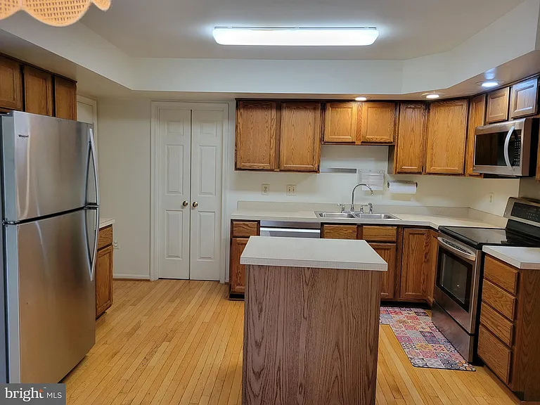 279 Terrie Dr — Photo 7