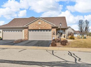 2708 King Fisher Ct, Waukesha, WI 53189
