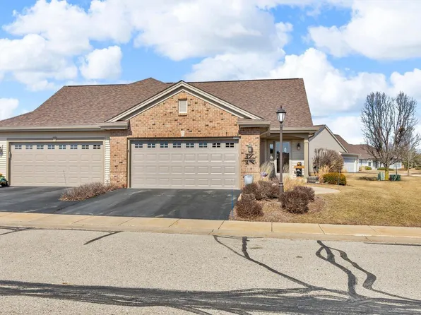 2708 Kingfisher COURT, Waukesha, WI 53189