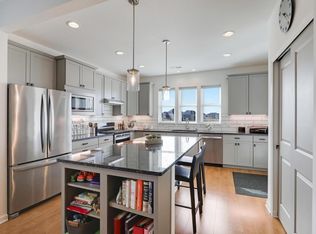 10245 Elm Ln, Rogers, MN 55374