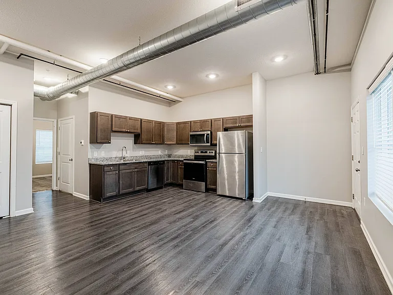 Trailview Apartments at Pioneers Park — Photo 16