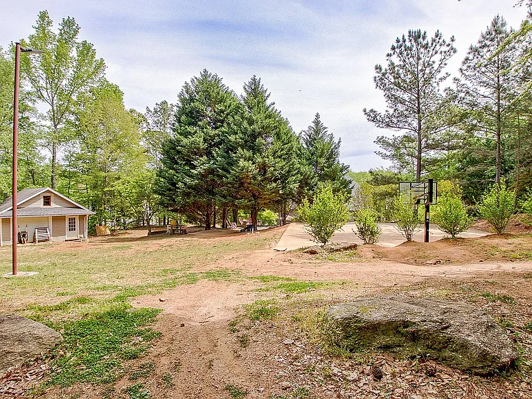 374 Persimmon Dr — Photo 68