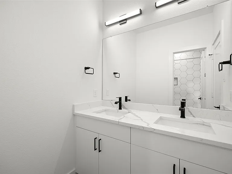 2711 Sunrise Breeze Dr — Photo 22