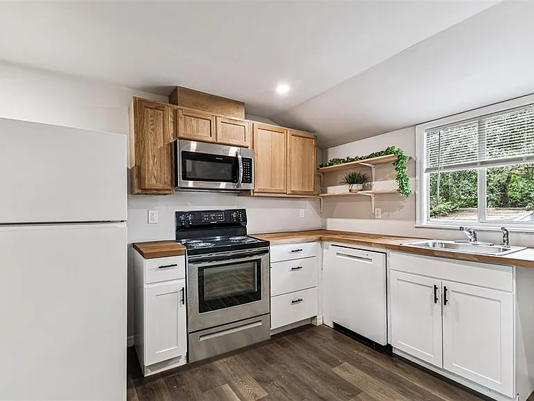1006 E 26th Ave #1 — Photo 19